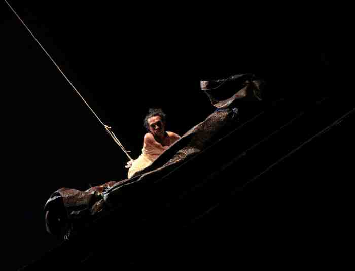 Bule by Ida Lawrence and Darlane Litaay 2012 - photo Adel Boros 1