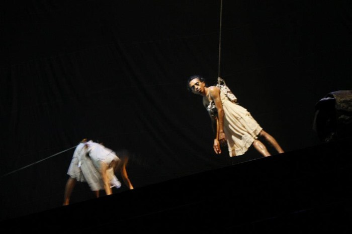 Bule by Ida Lawrence and Darlane Litaay 2012 - photo Adel Boros 5